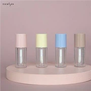 Tubos de brillo de labios impresos