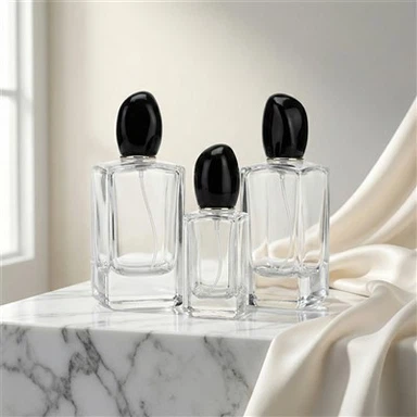 Diferentes botellas de perfume